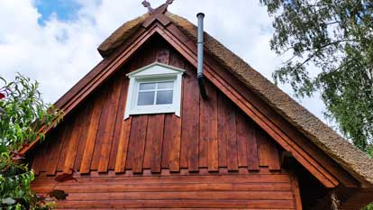 Fensterverkleidung aus Lärche